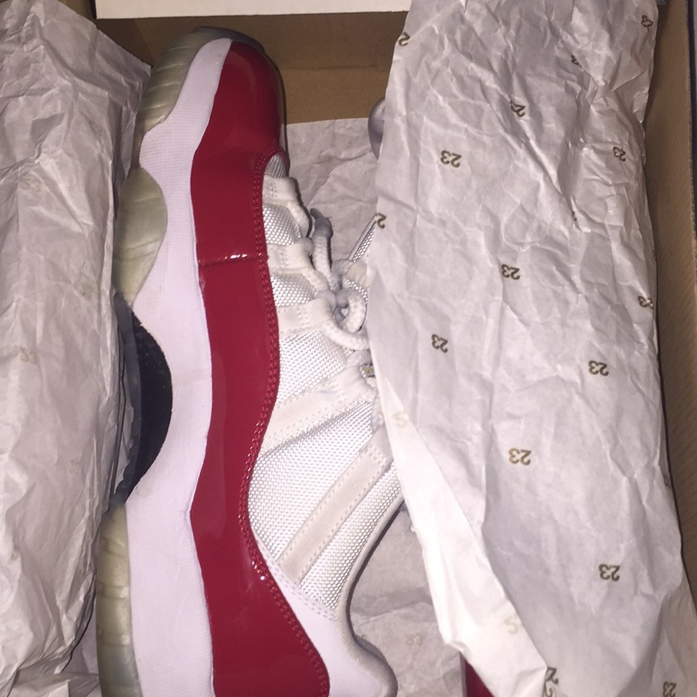 Jordan Cherry 11’s Low